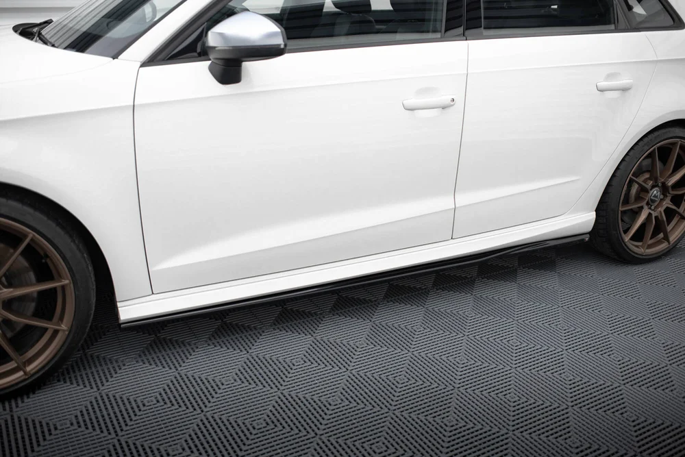 Sideskjørt Audi S3 / A3 S-Line Sportback 8V v:7028145 Sideskjørt Audi S3 / A3 S-Line Sportback 8V v:7028145