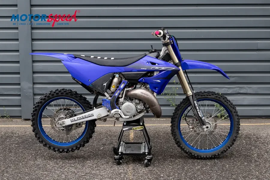 Yamaha YZ 125 LC 2023 v:6377919